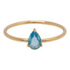 Charmin&#039;s Goudkleurige Ring met Druppelvormig Licht Blauw Kristal Steentje R1749 &ndash; Hemelse Frisheid 