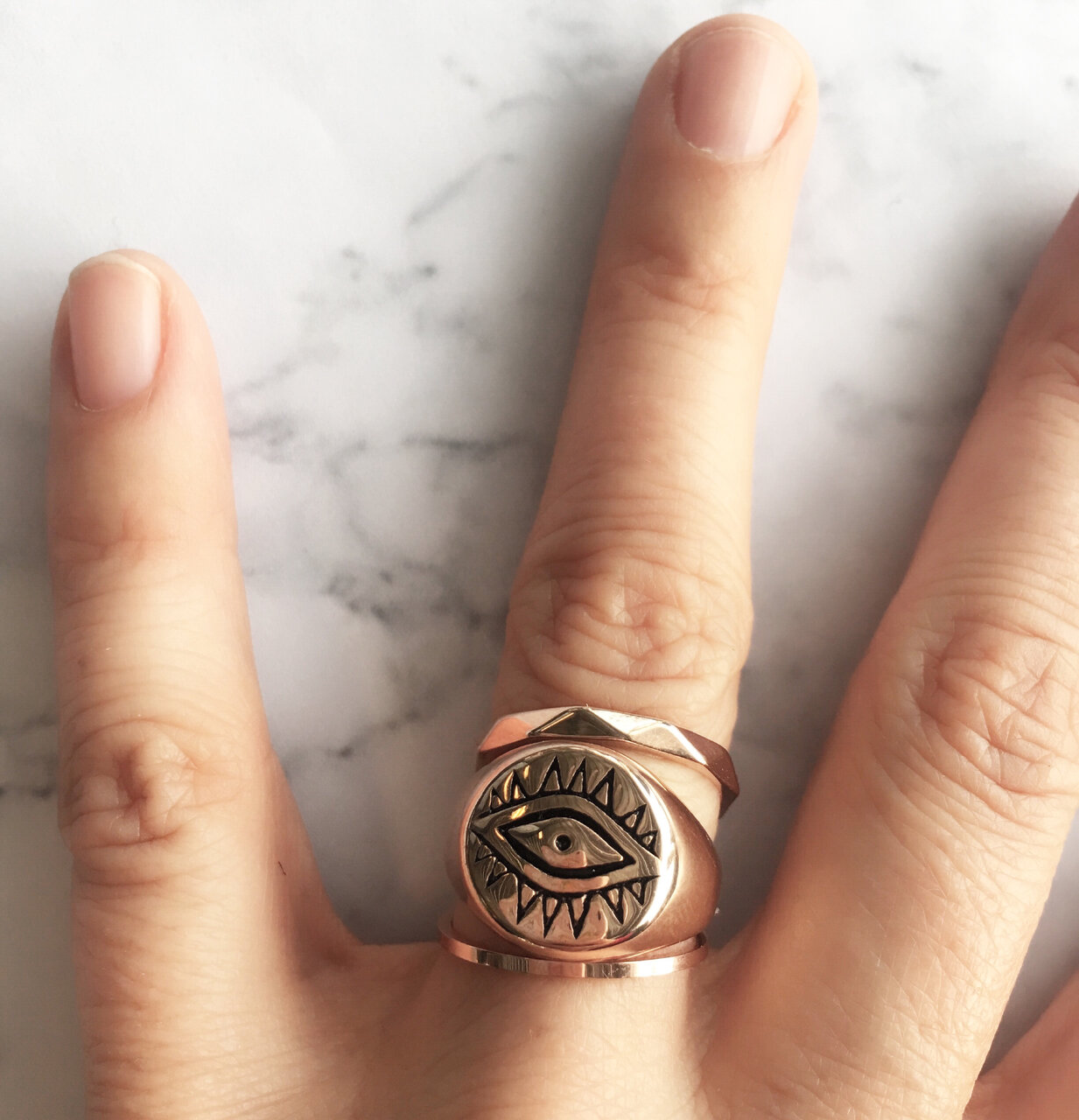 R681 I See You Rose Gold Steel