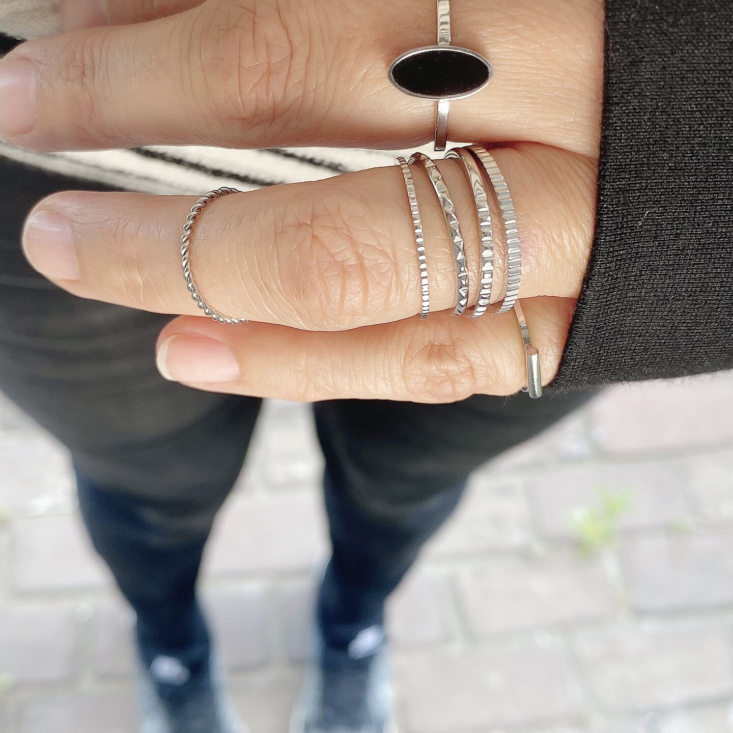 R815 Half Nefertiti Black steel