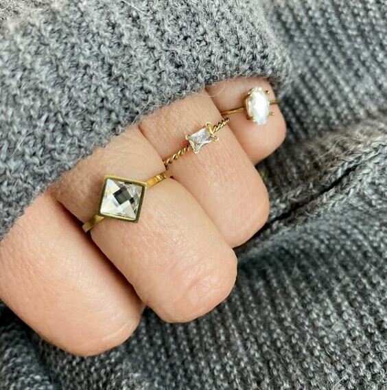 R728 Modern Square Crystal CZ Shiny Steel