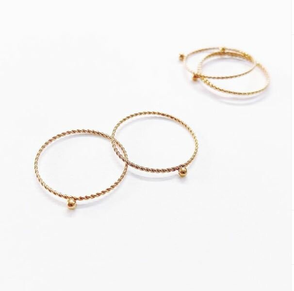  R527 Dot Twisted Ring Black steel
