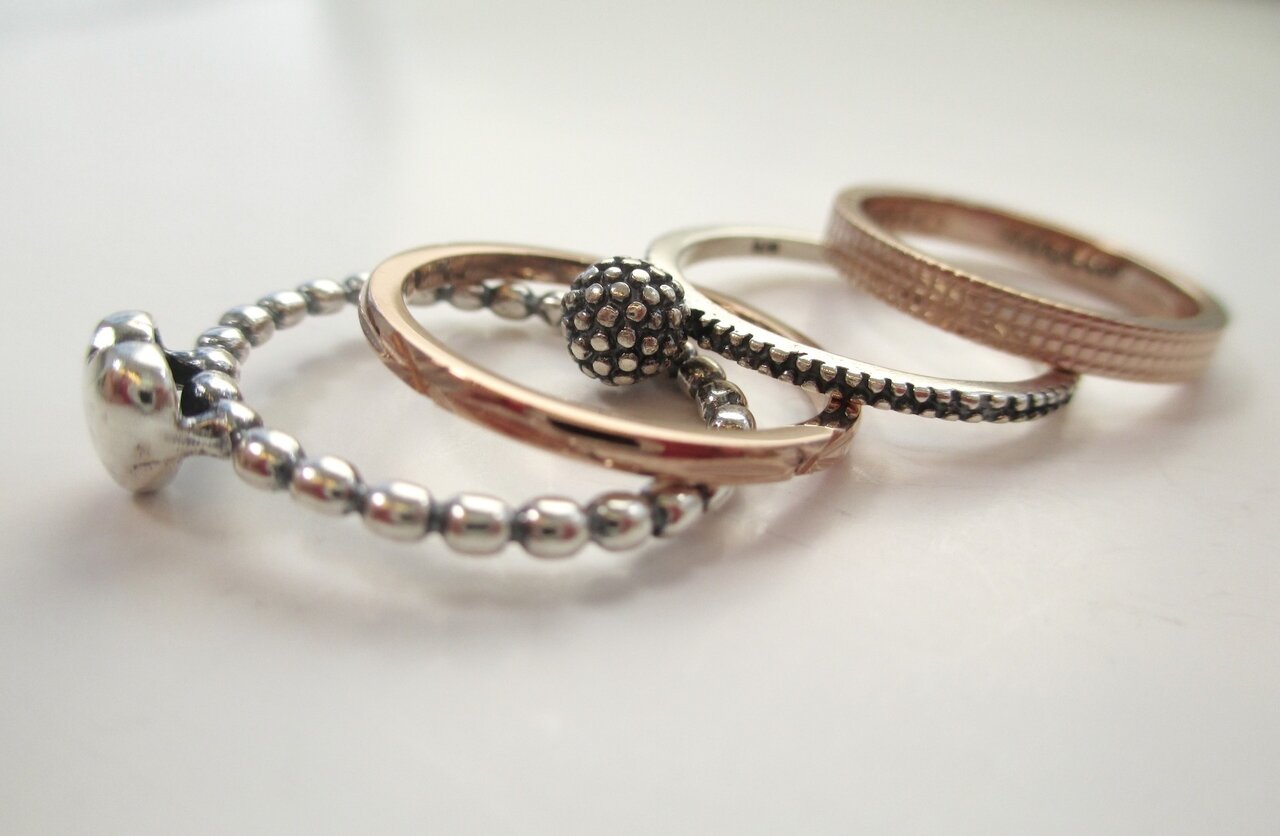 Ring R317 Rosé 'Carved'