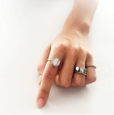 Zilveren Ring R292 White 'Crown Nat Stone'