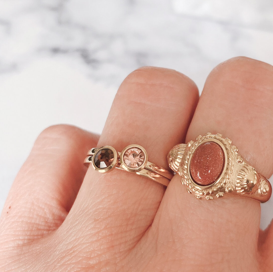 Charmin's Zegel Ring R1054 Brown Goldstone ion-goldplated