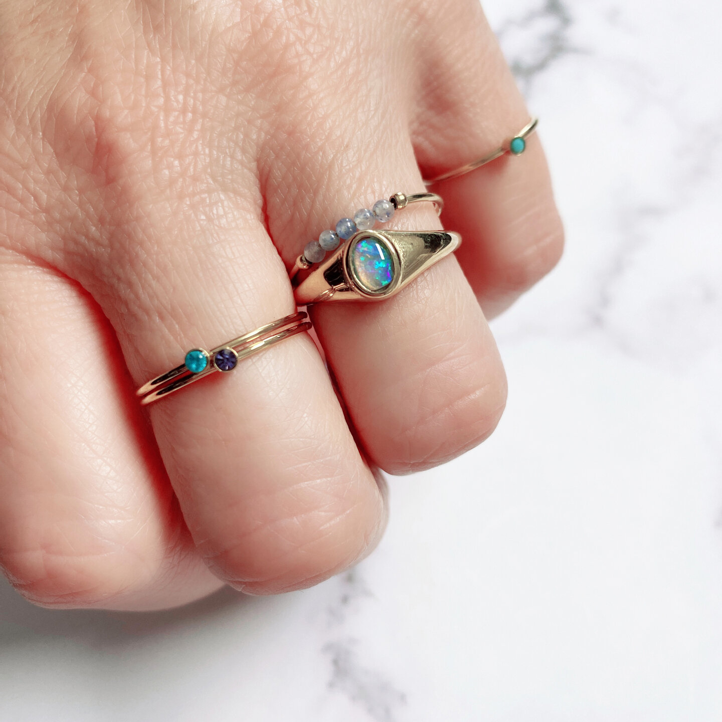 Charmin's Anxiety Ring Blauwe Aventurijn Edelsteen Kraaltjes Goldplated Palm R1199
