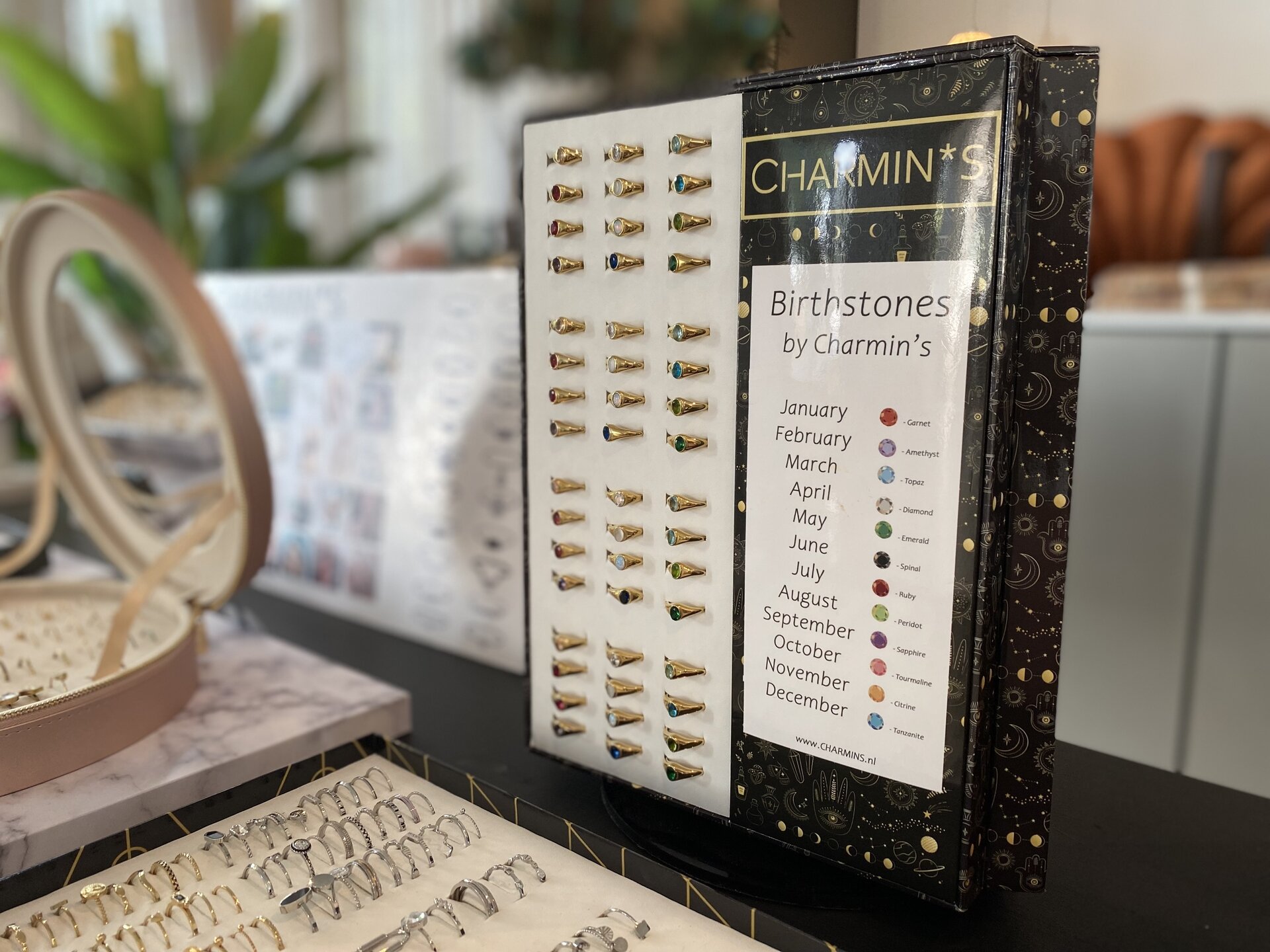 Charmin's Alle Birthstone Ringen, 144 ringen, 4 maten, met Display; Easy Order