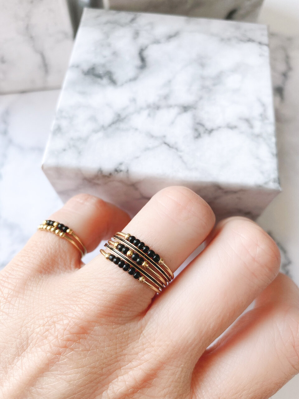 Anxiety Ring Palm White Beads Goldplated R989/KR115 