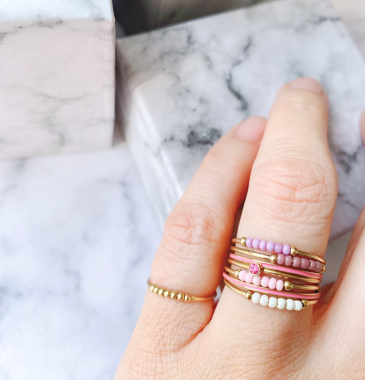 Anxiety Ring Palm White Beads Goldplated R989/KR115 