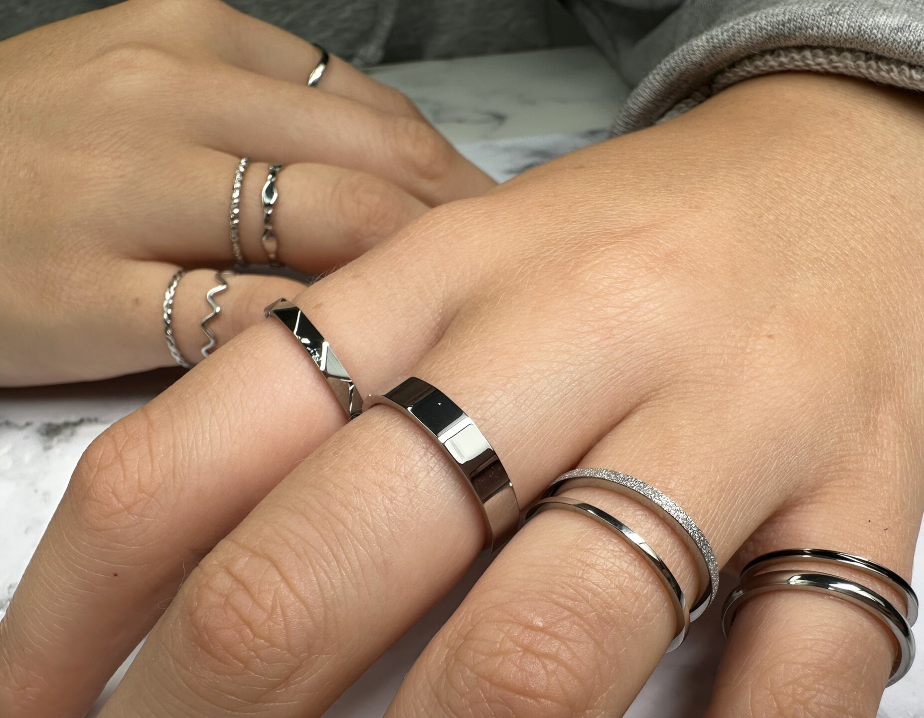 Ring R340 Steel &#039;Sanded&#039;