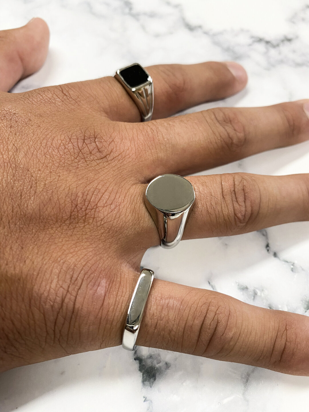 Charmin&#039;s UNI Men&#039;s Signet Ring Large Oval Steel R970