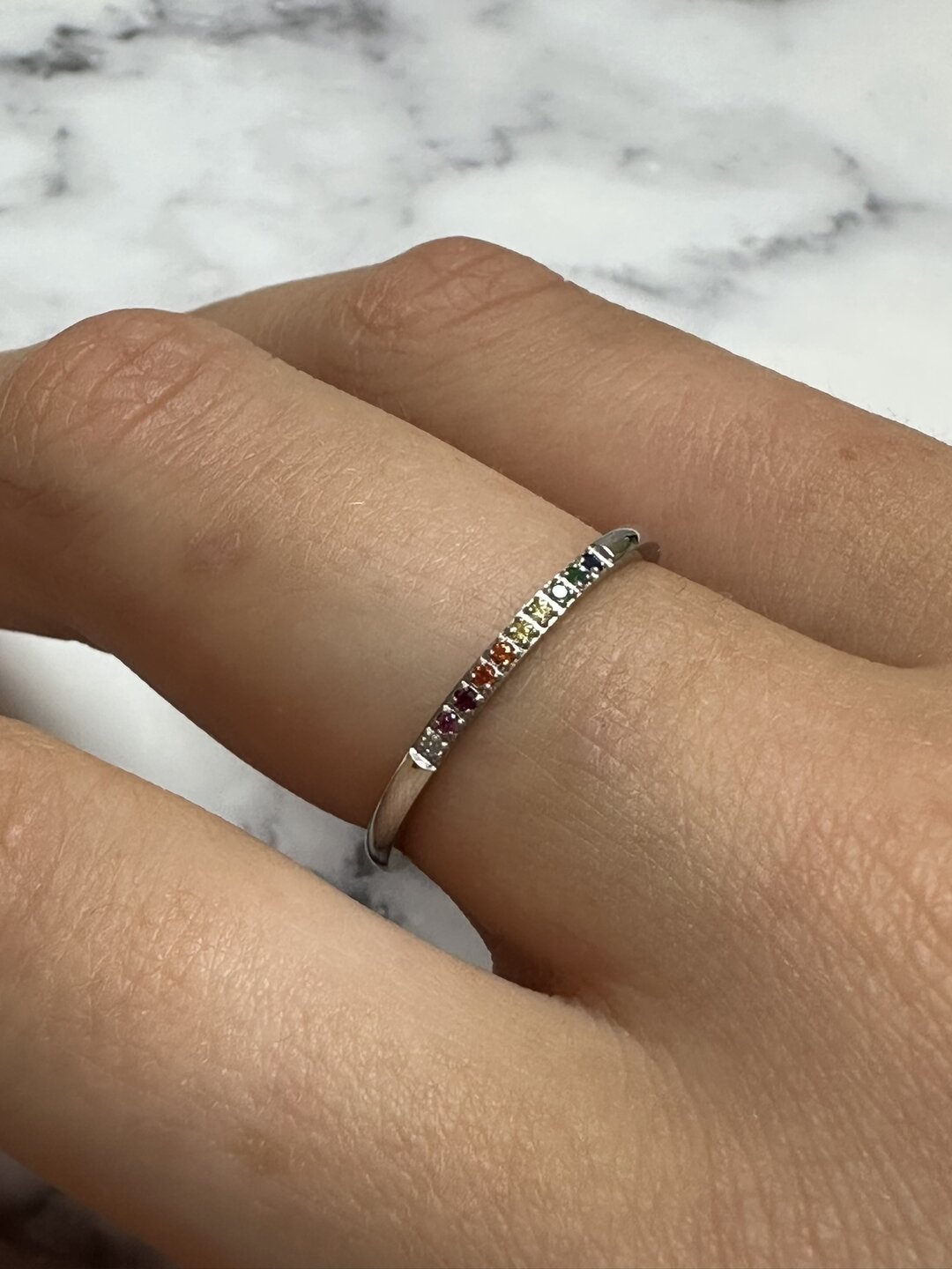 Charmin&rsquo;s Stalen Stapelring Regenboog Petite Alliance R1396