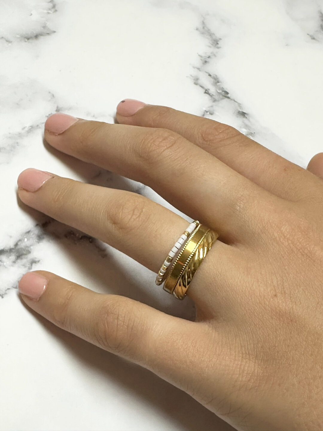 Charmin's Bewerkte Ring met Schuine Gravering Staal R1416