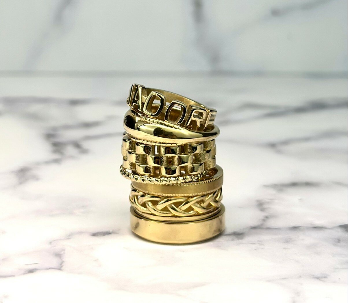 Charmin&rsquo;s ring R1038 Gevlochten Brede Ring Goldplated