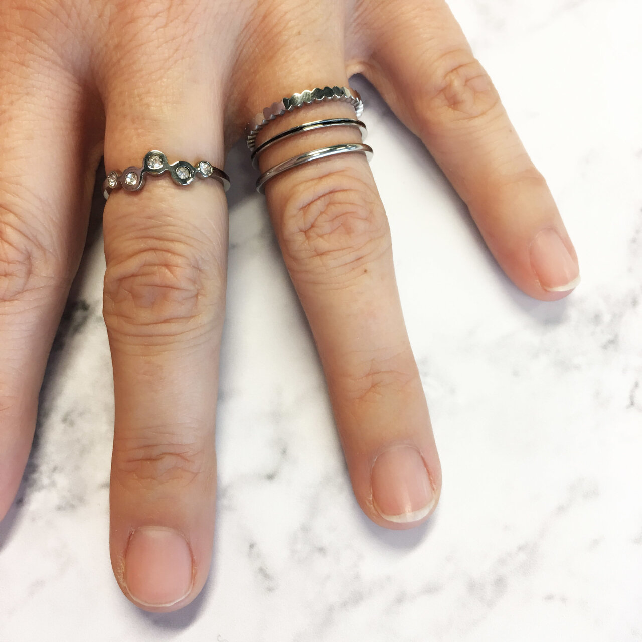 R634 Round Finished Basic Shiny Steel
