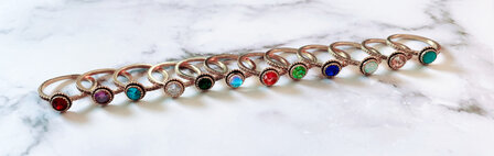 Charmin's ring R1096 Birthstone July Fuchsia Pink Stone Goldplated Iconic Vintage