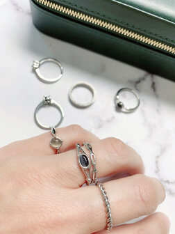 Charmin&#039;s Round Elegant Taupe Cateye Ring Steel R1170