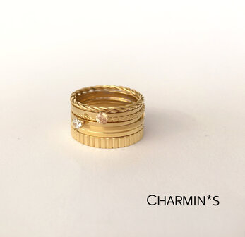 Charmin&rsquo;s goudkleurige stapelring R326 Snake goldplated staal