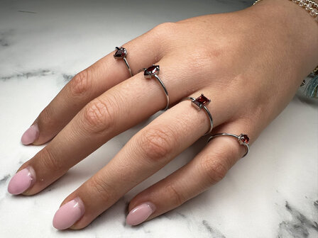 Charmin&#039;s Steel Ring Round Ruby Red Stone Crystal R1696 &ndash; Fiery Accent