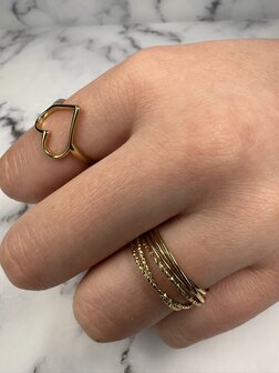 Charmin's Goudkleurige Ring met Hartvorm Staal R R1769 &ndash; Ruimtelijk en Elegant.