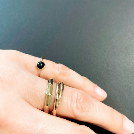 Charmin's Gold Colored Ring Round Stone Black Howlite Gemstone 5mm Steel R1048