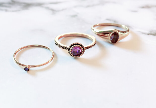 Charmin's Ring Birthstone February Purple Lilac Crystal Steel Iconic Vintage R1522
