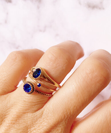 Charmin's ring R1098 Birthstone September Blue Sapphire Stone Goldplated Iconic Vintage 
