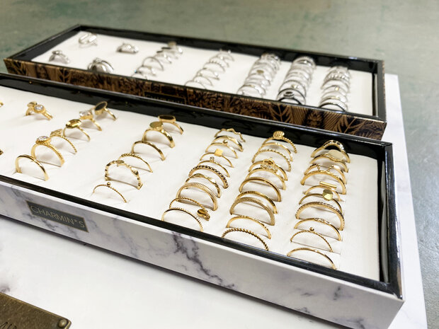 Charmin's Luxe Langwerpige Display 4-12-30 Ringen 46 ringen totaal 5555