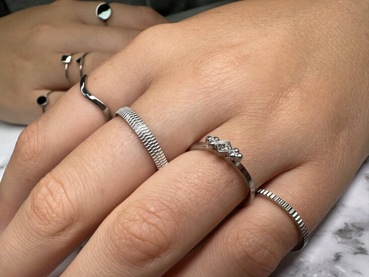 R615 Royal Square Shiny Steel Crystal CZ