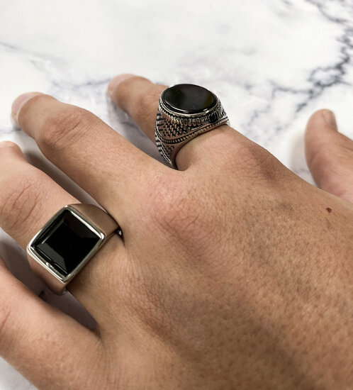 Charmin's UNI Men's Signet Ring Square Black Cut Stone Steel R972
