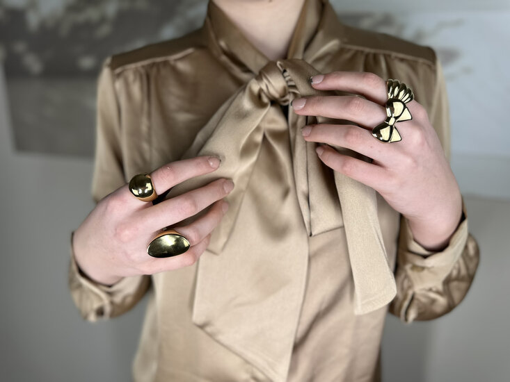 Charmin's Gold-Colored Chunky Ring with Oval Ball Shape R1785 – Light and Statement