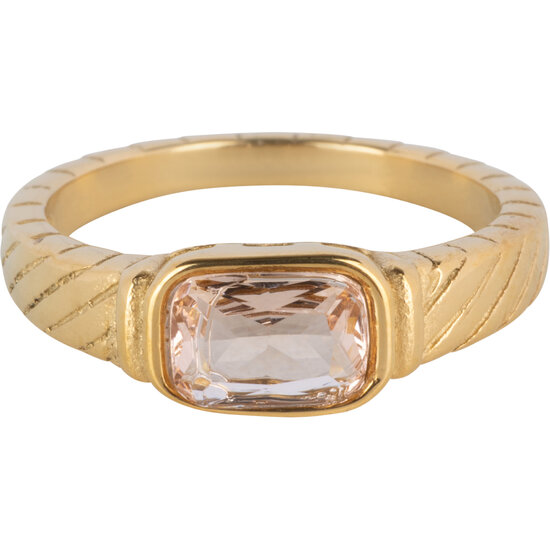 Charmin's Goudkleurige Ring met Kristal Rose Steen en Graveringen R1353– Vintage Look